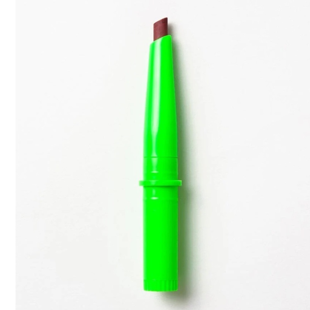 FLYTE. 70 Chiseled Lip Refill FAME
